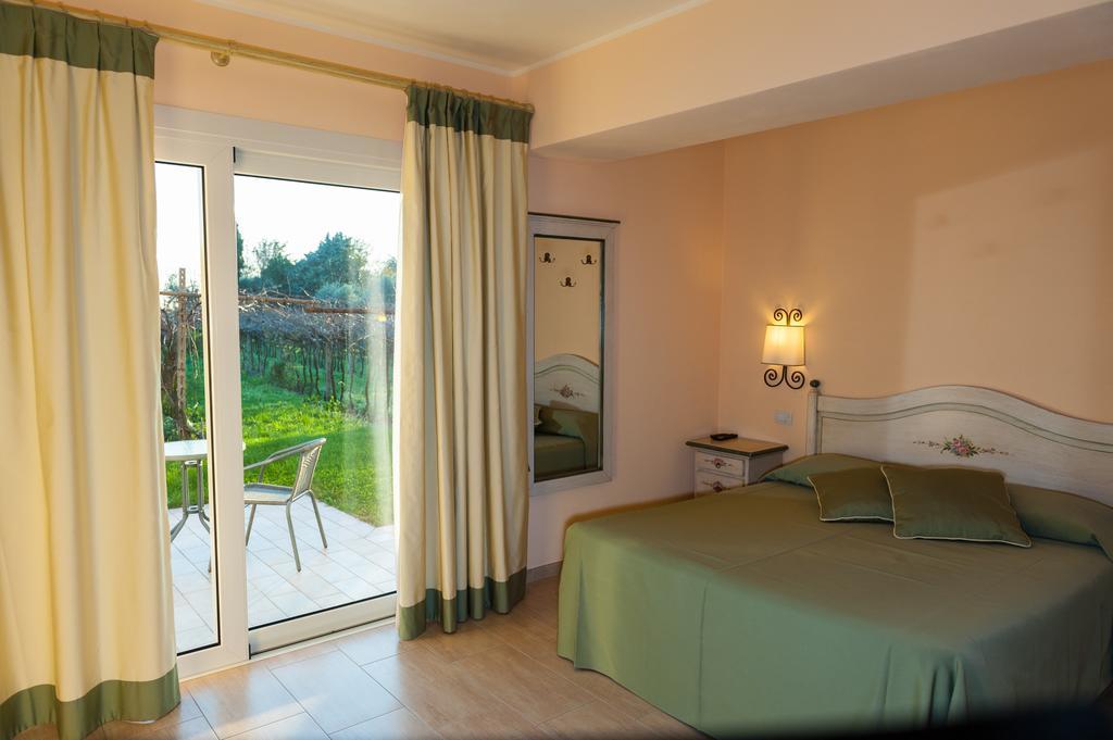 Agriturismo Il Grappolo Lazise Luaran gambar