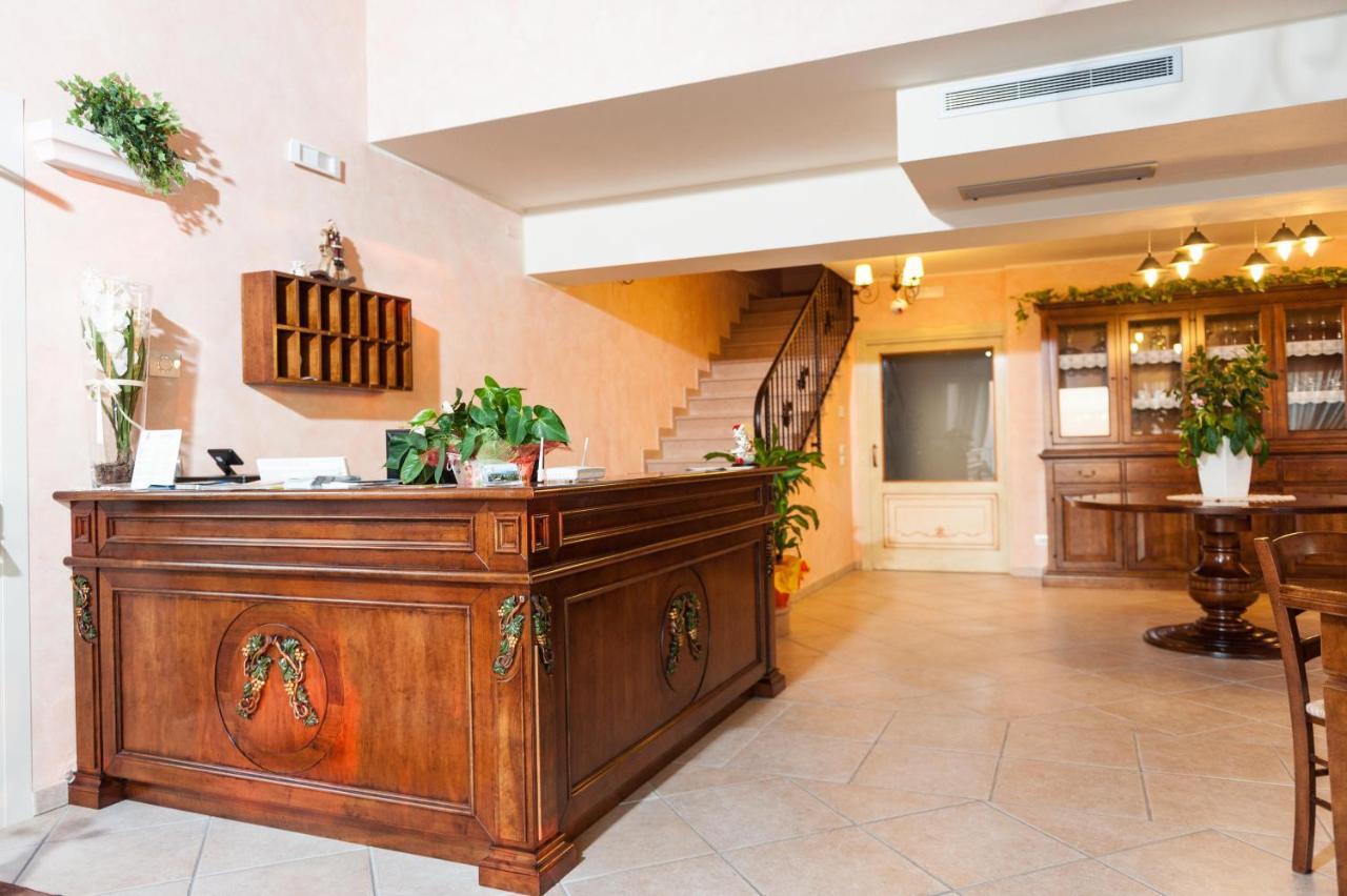 Agriturismo Il Grappolo Lazise Luaran gambar